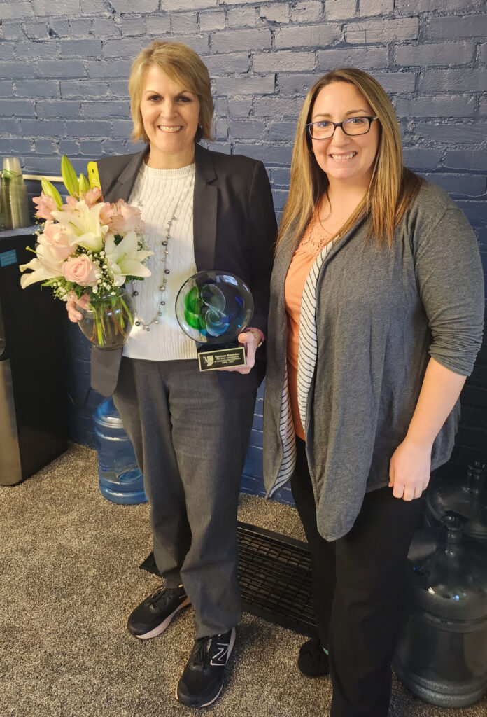 Mayor SuzAnne Handshoe and Melanie Kellogg